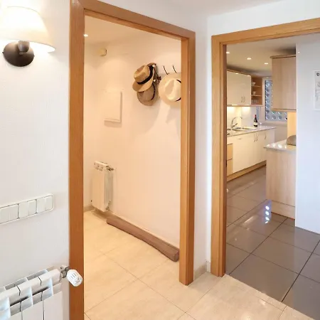 Apartment Urcatusa Llevant - 6 Pax Con Piscina G27034 Sant Feliu de Guixols